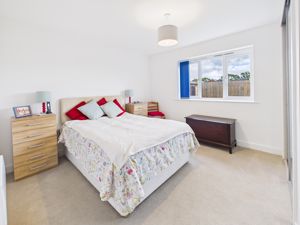 Bedroom- click for photo gallery